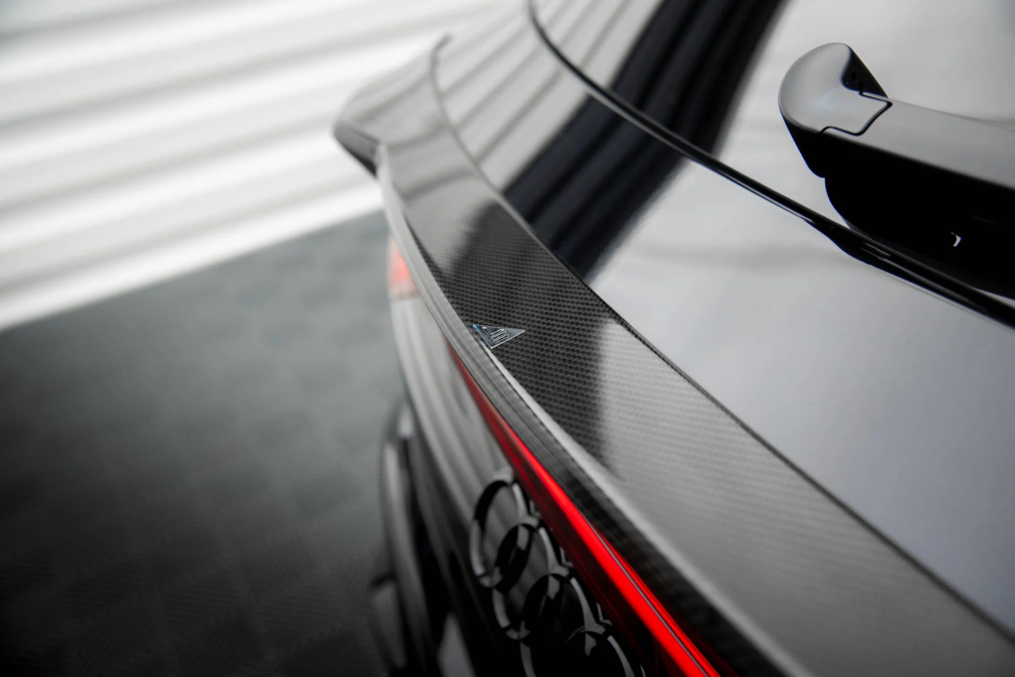 CARBON FIBER TAILGATE SPOILER (LOWER) AUDI RSQ8 MK1 - Image 6