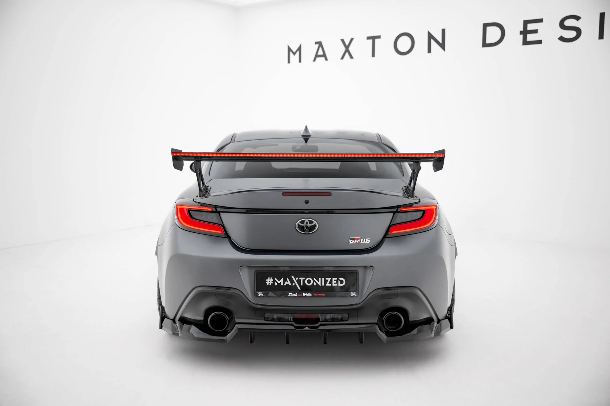 Carbon Spoiler With External Brackets Uprights + LED Toyota GR86 - Image 2