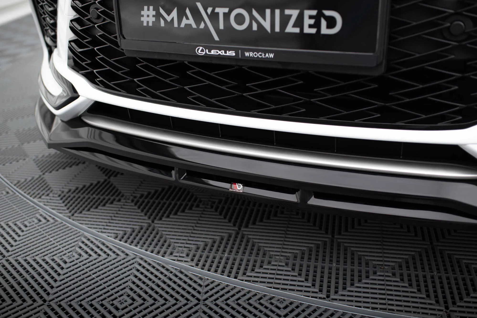 FRONT SPLITTER LEXUS RX F-SPORT MK5 - Image 3