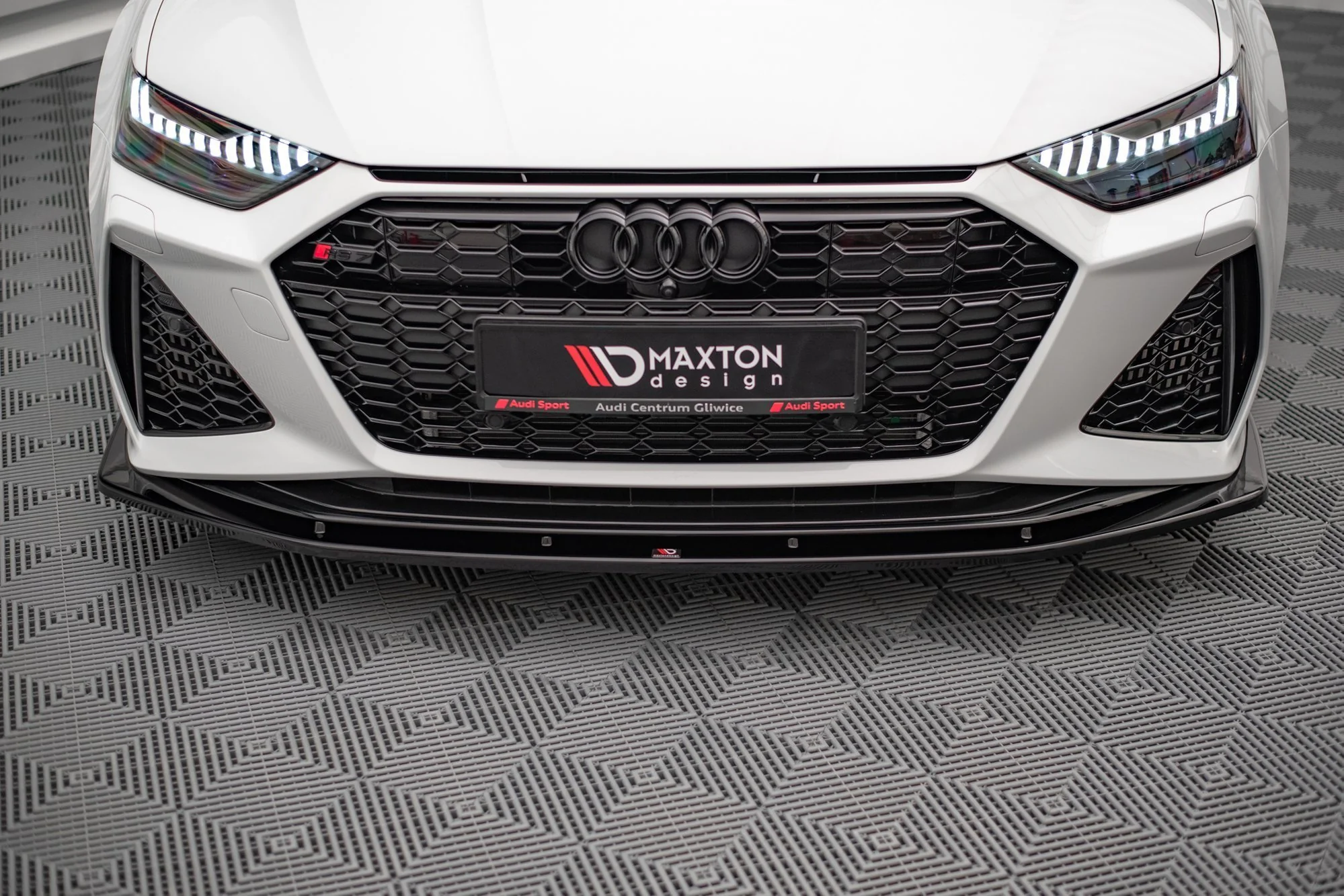 FRONT SPLITTER V.2 AUDI RS6 C8 - Image 2
