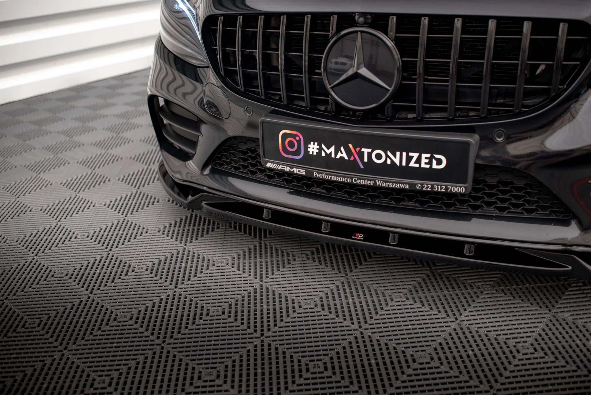 FRONT SPLITTER V.2 MERCEDES-BENZ C AMG LINE / COUPE W205 / C205 FACELIFT - Image 3
