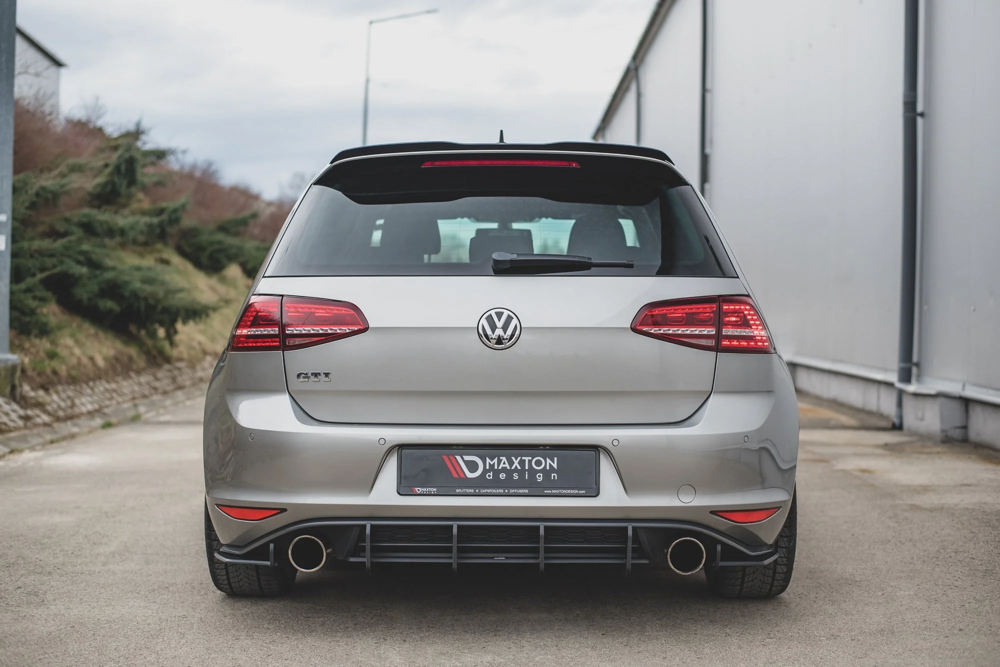RACING DURABILITY REAR DIFFUSER V.1 VW GOLF 7 GTI - Image 6