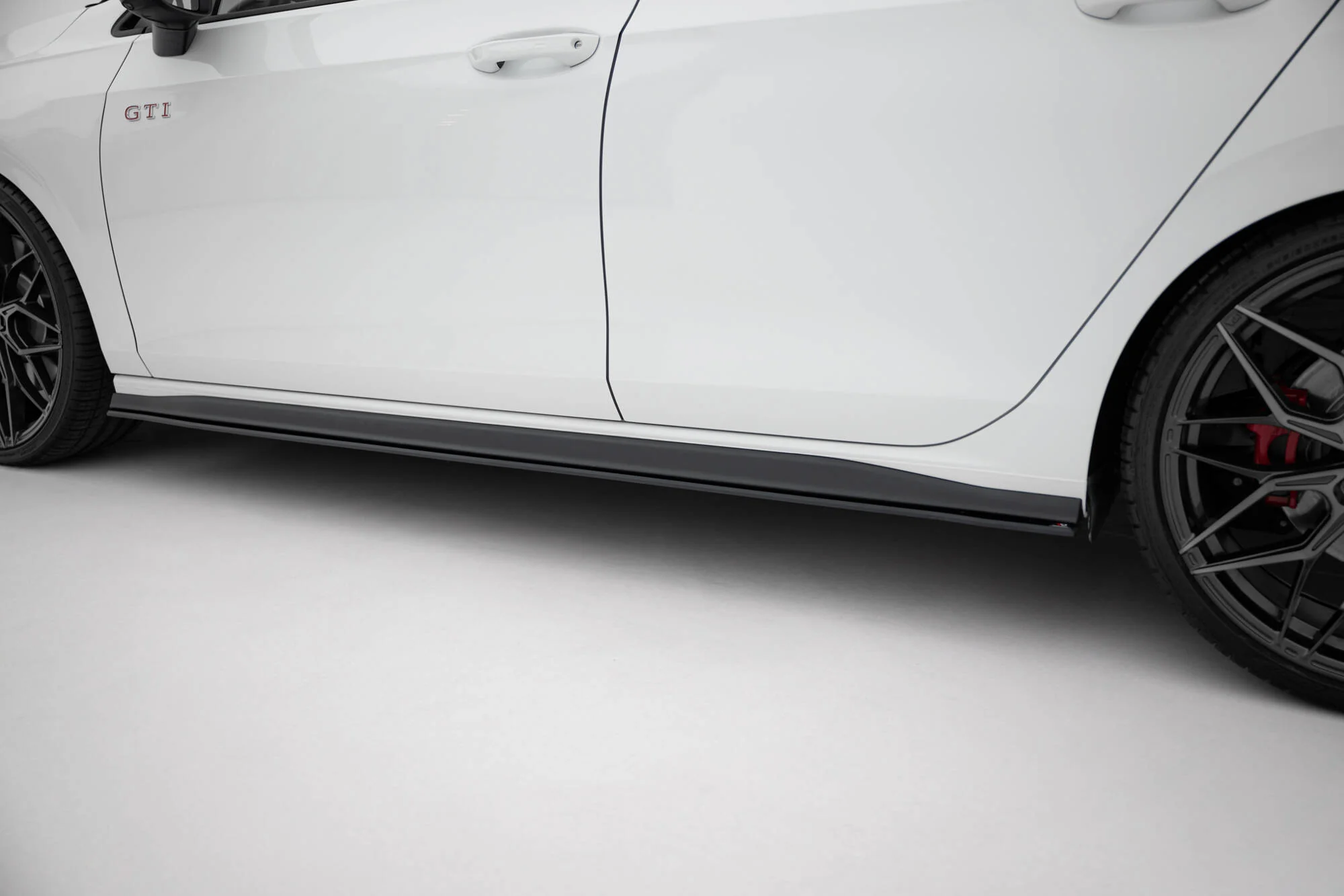 RACING DURABILITY SIDE SKIRTS DIFFUSERS VOLKSWAGEN GOLF 8 GTI / GTI CLUBSPORT / R-LINE - Image 4