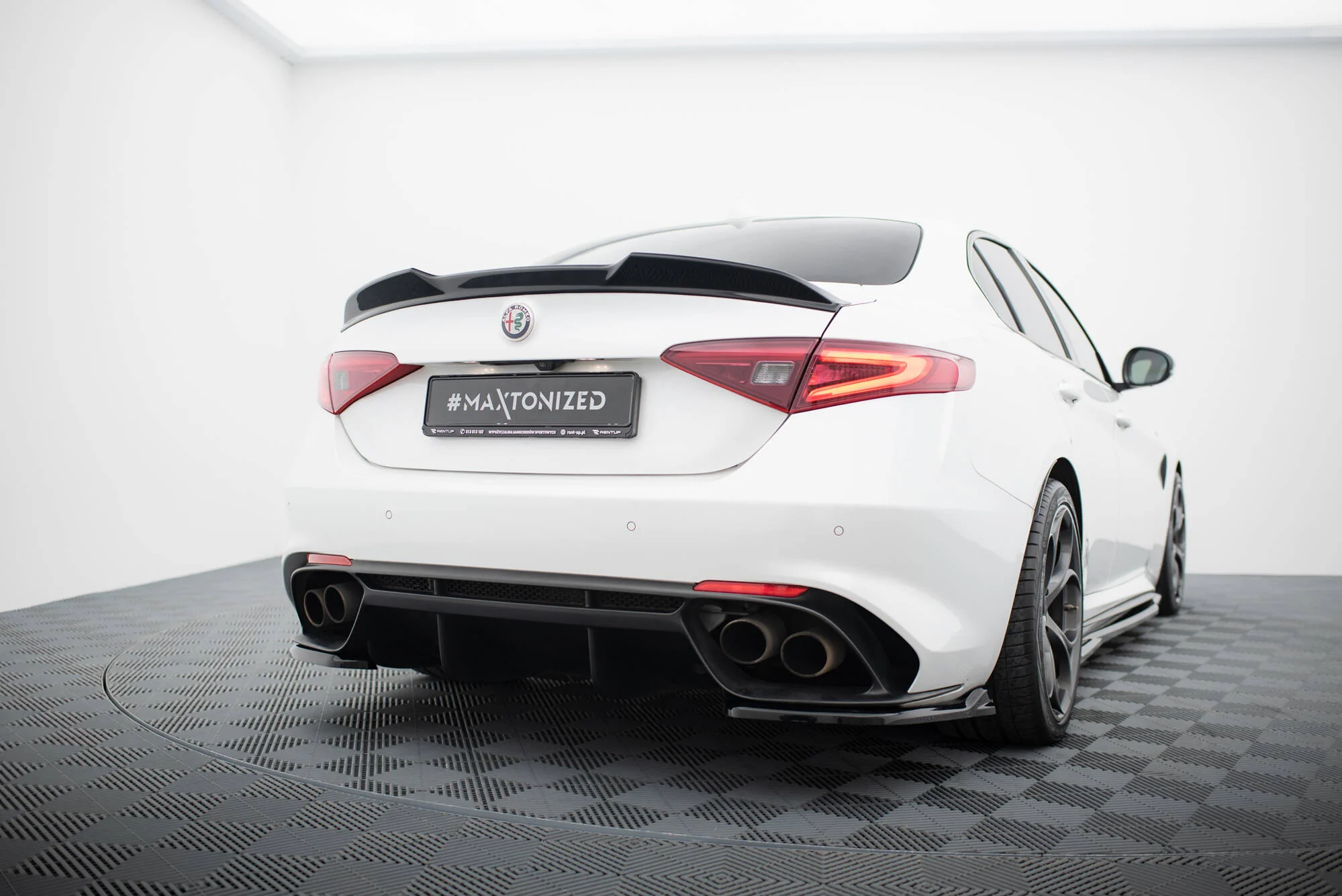 REAR SIDE SPLITTERS ALFA ROMEO GIULIA QUADRIFOGLIO - Image 2