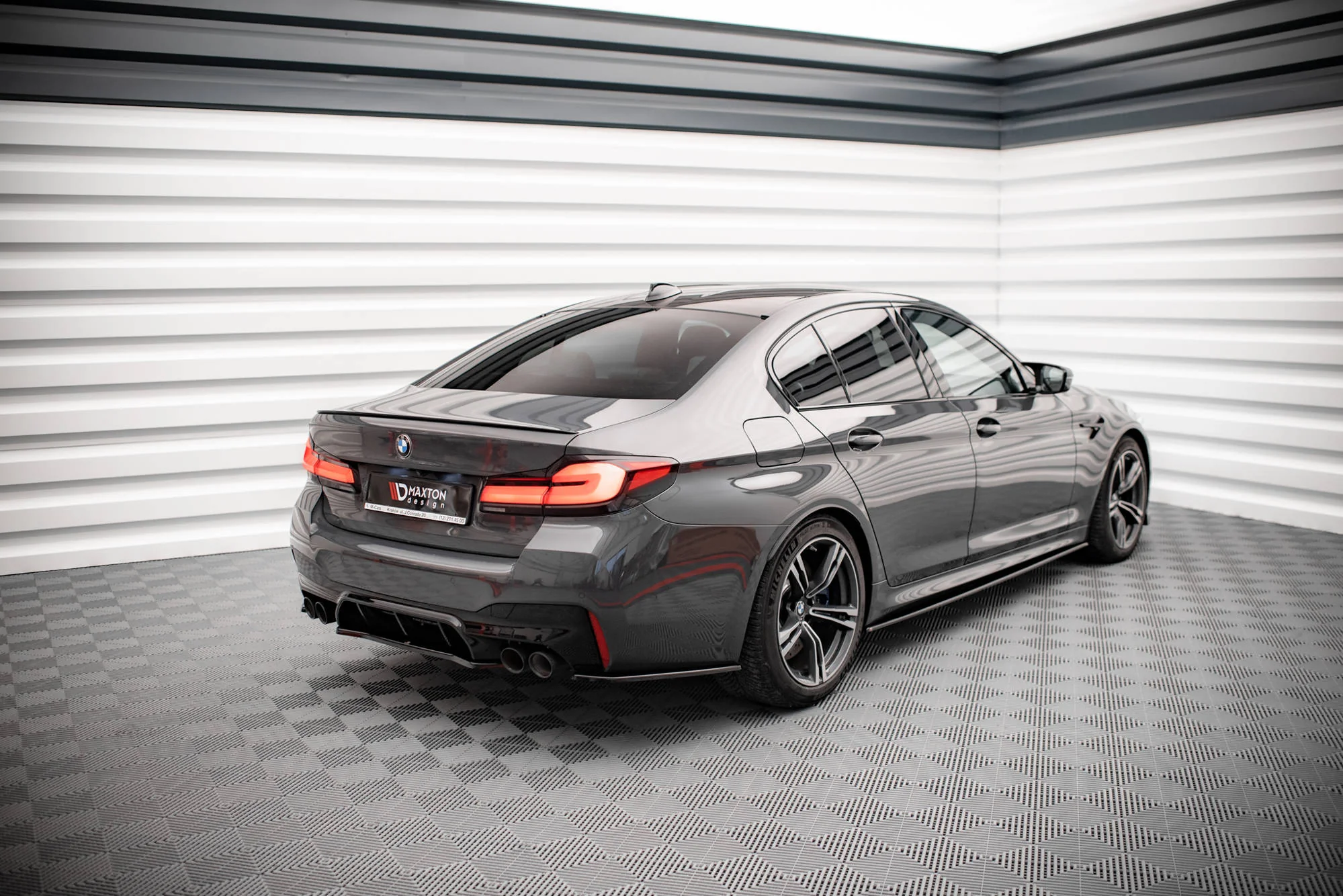 REAR SIDE SPLITTERS BMW M5 F90 - Image 6
