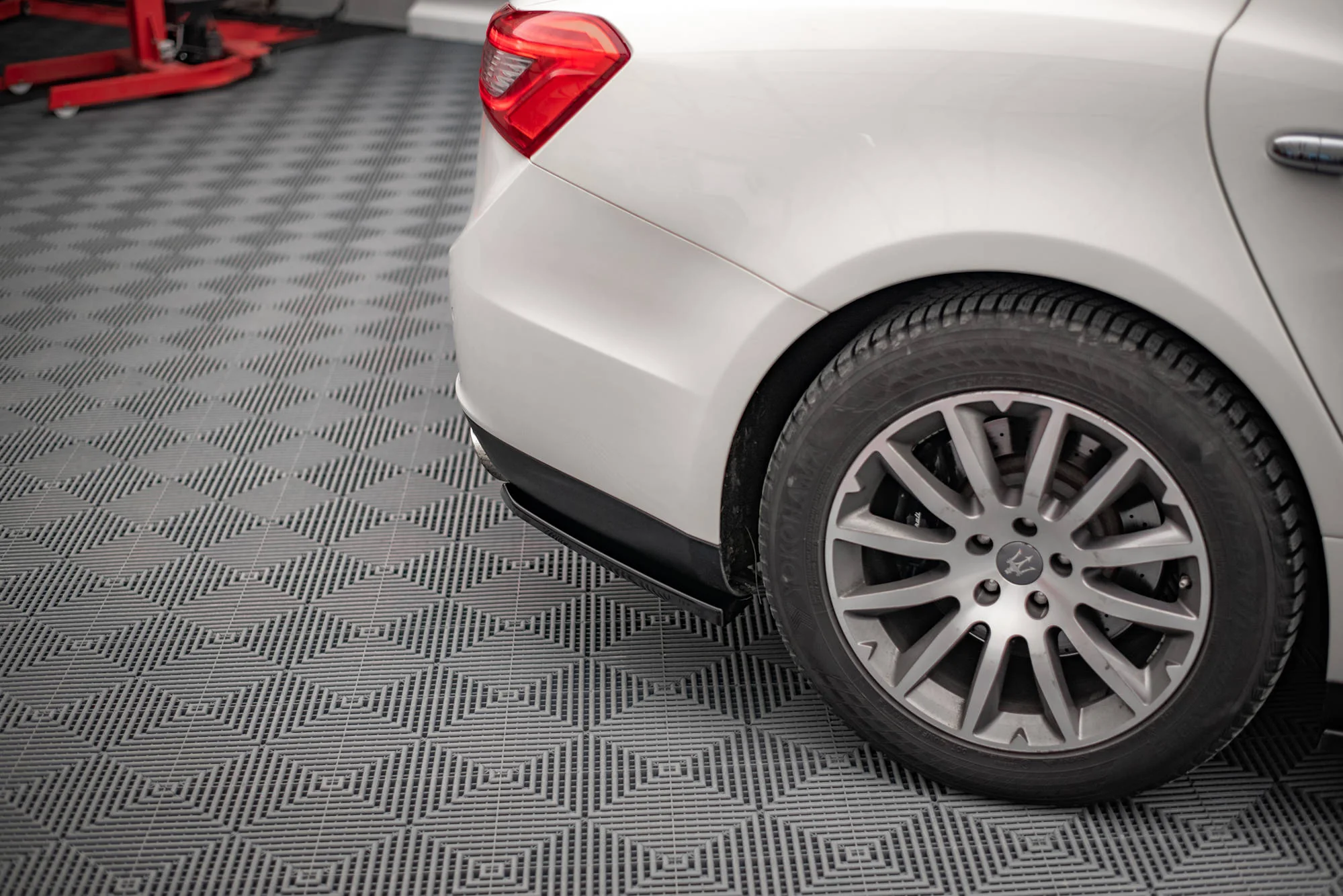 REAR SIDE SPLITTERS MASERATI GHIBLI MK3 - Image 2