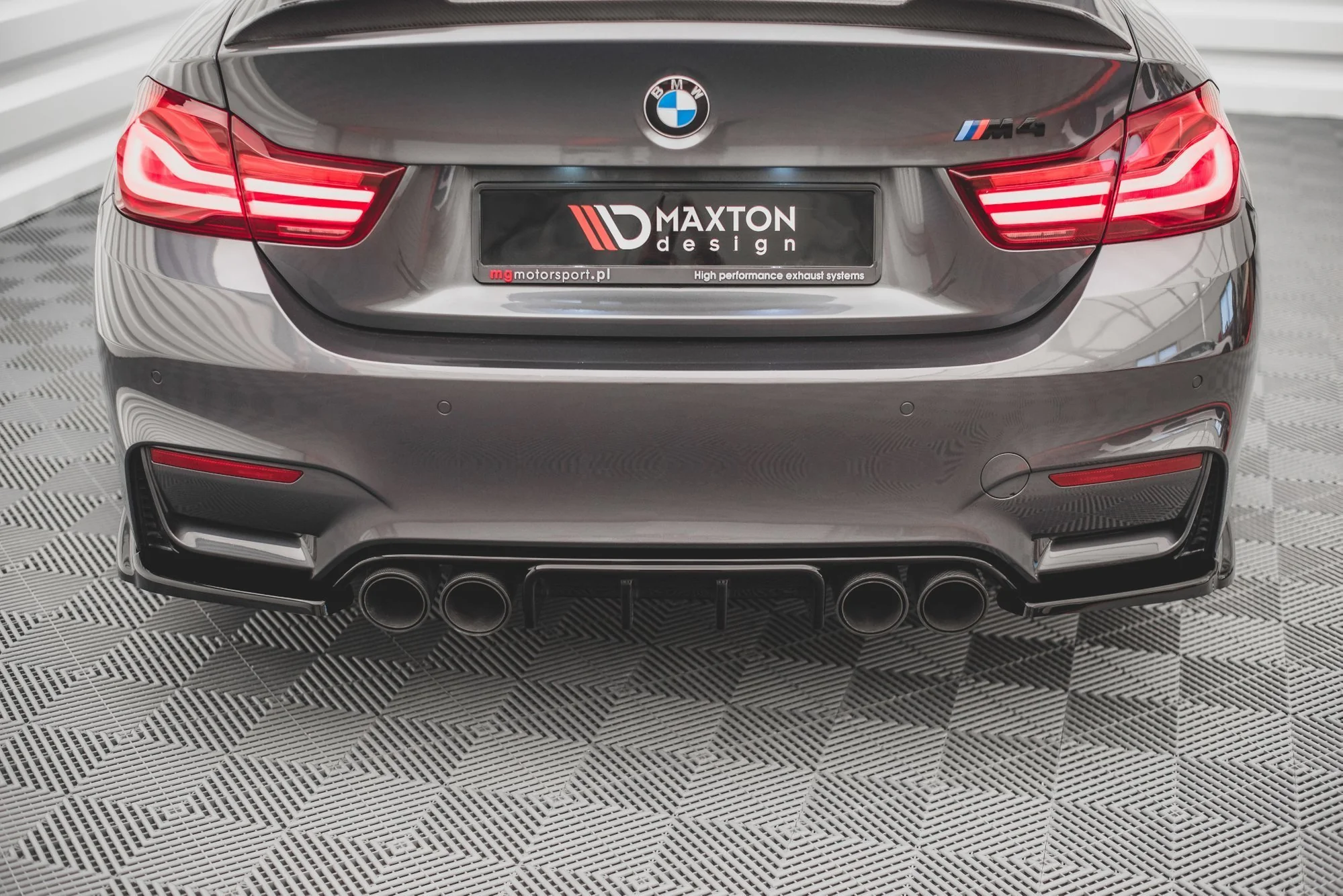 REAR SIDE SPLITTERS V.2 BMW M4 F82 - Image 3