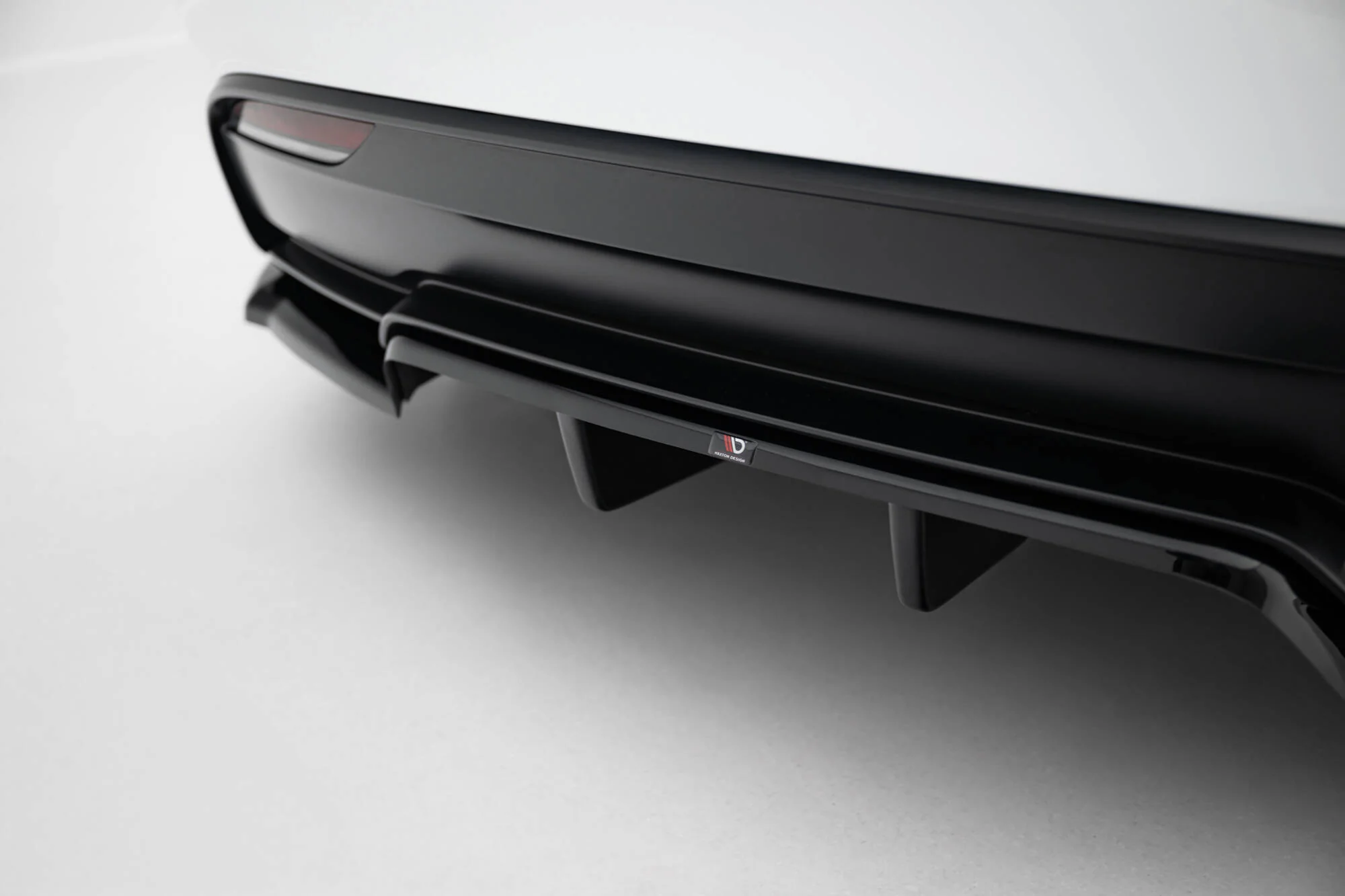 Rear Splitter (with vertical bars) V.1 Tesla Model 3 Performance Mk1 Facelift - Image 3