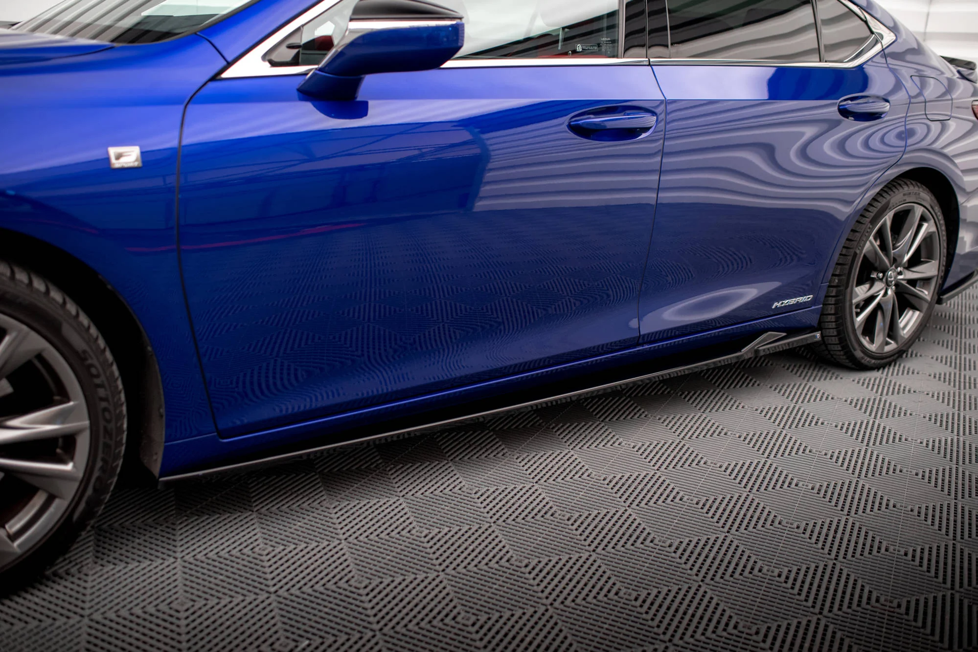 SIDE SKIRTS DIFFUSERS LEXUS ES F SPORT MK7 - Image 2
