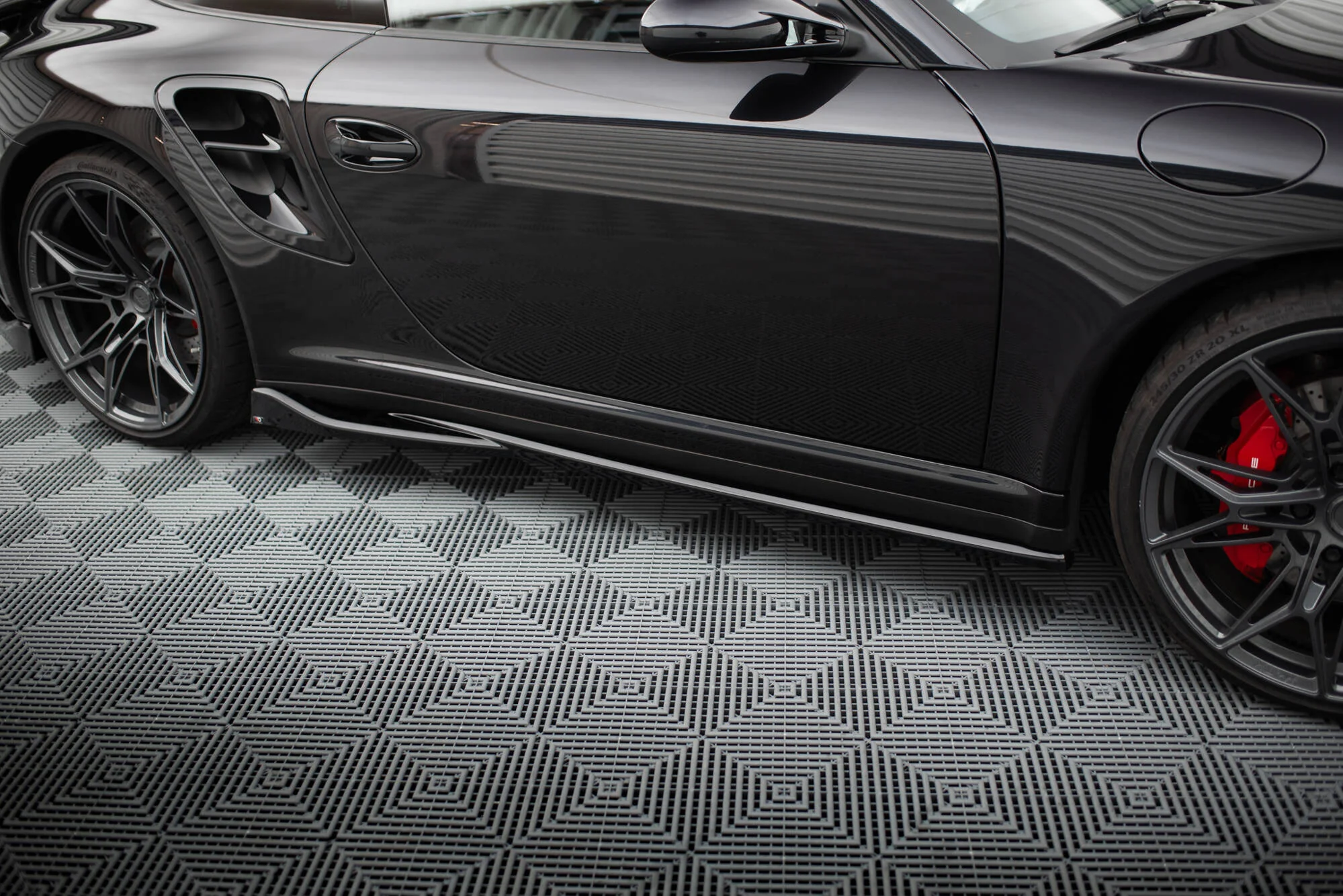 SIDE SKIRTS DIFFUSERS PORSCHE 911 TURBO 997 - Image 3