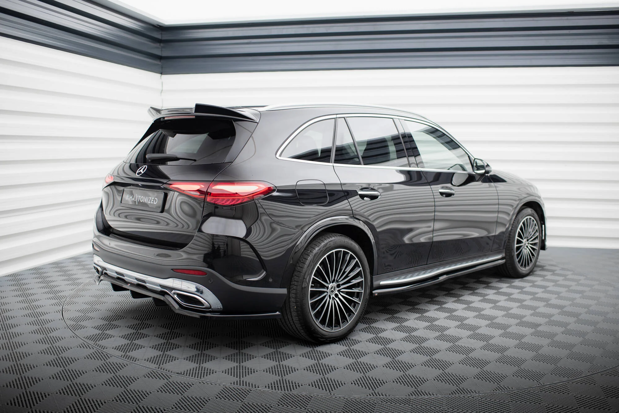 SPOILER CAP 3D MERCEDES-BENZ GLC AMG-LINE X254 - Image 2