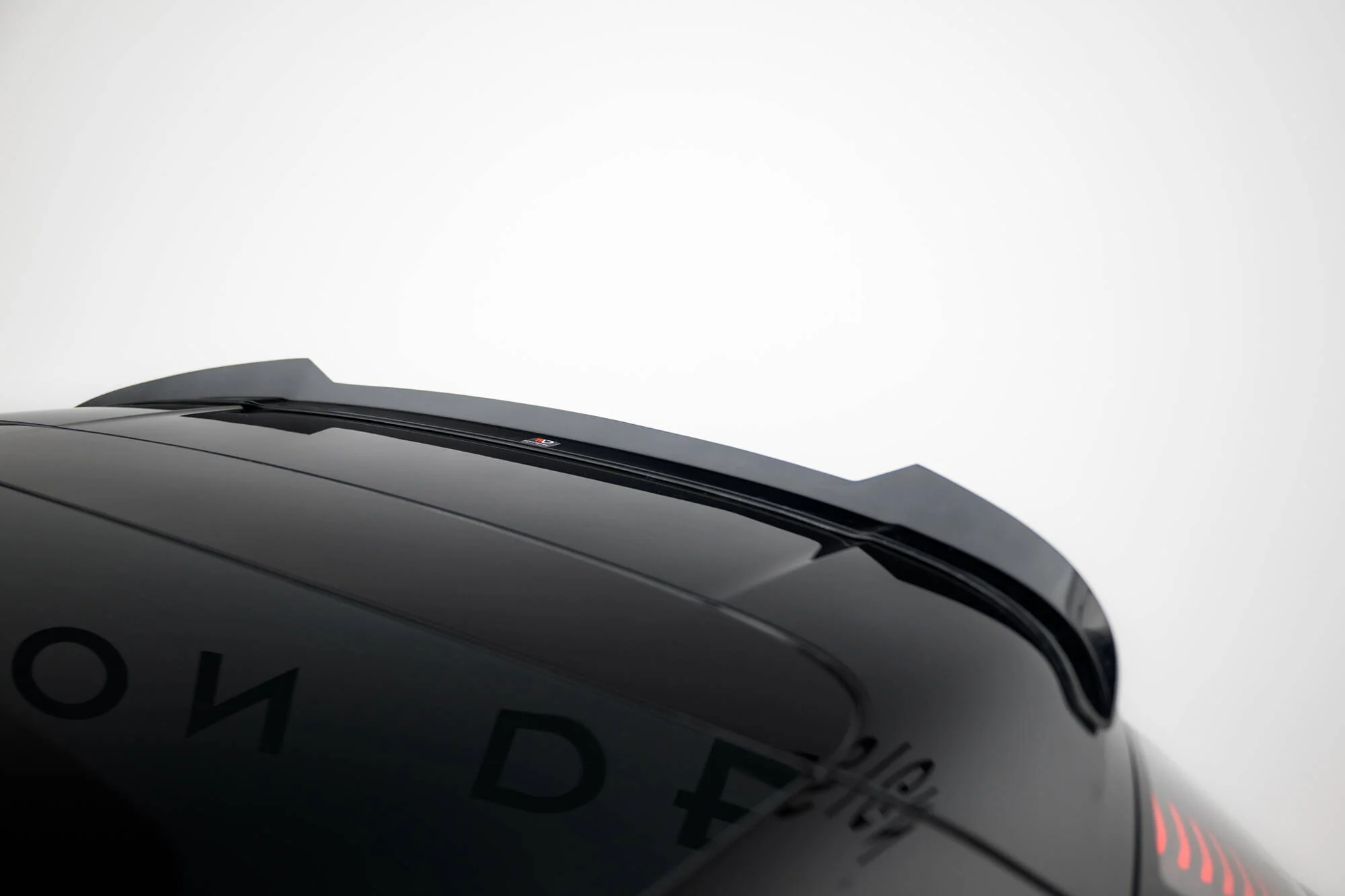 Spoiler Cap Volvo EX30 Mk1 - Image 4