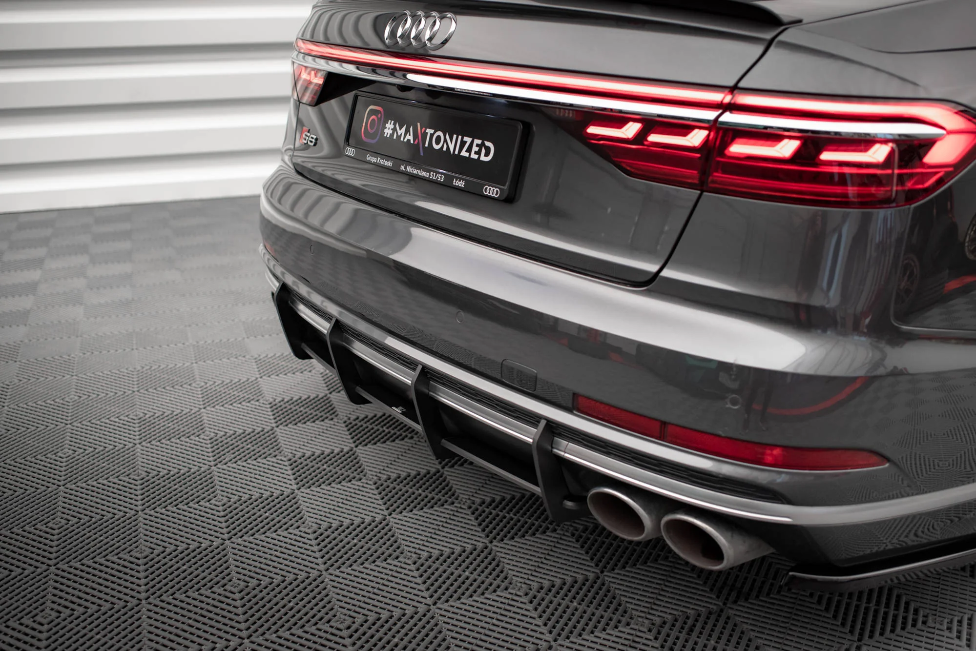 STREET PRO REAR DIFFUSER AUDI S8 D5 - Image 3