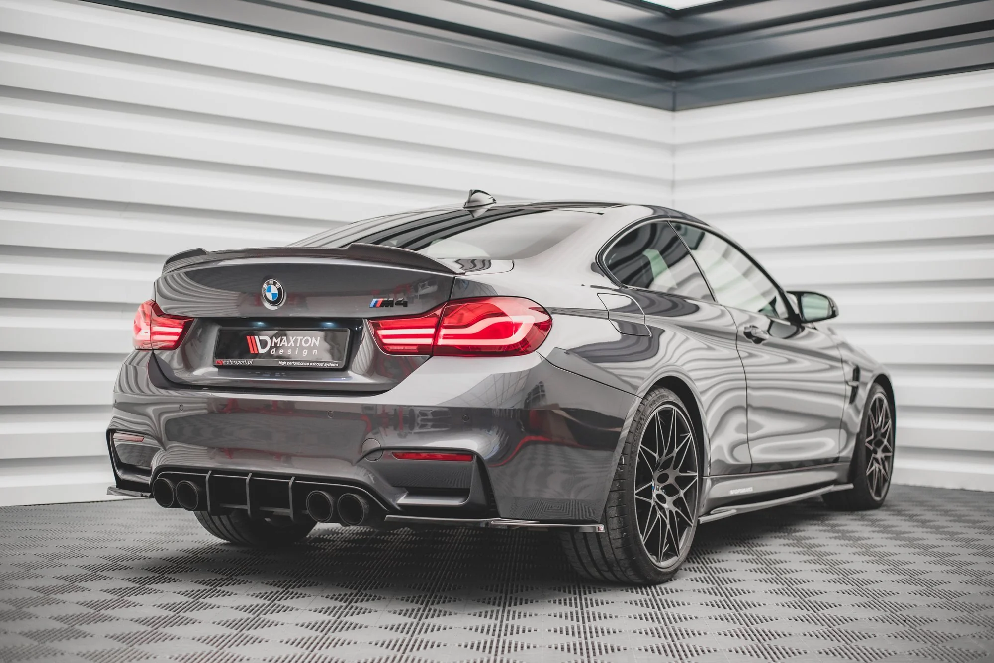 STREET PRO REAR DIFFUSER BMW M4 F82 - Image 3